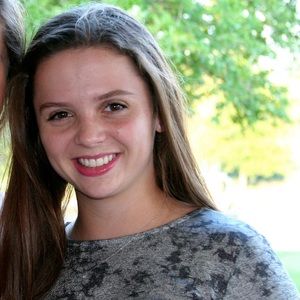 Meet your Posher, Caroline